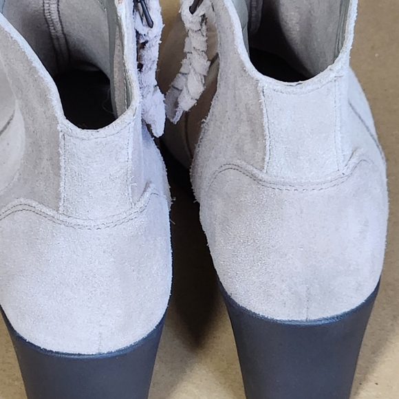 Crocs Leigh Wedge Bootie Size 7.5 Taupe - Picture 5 of 8